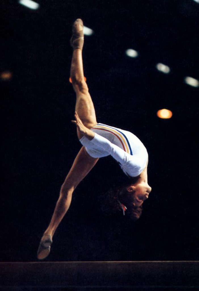 نادیا کومانچی ژیمیناست رومانیایی